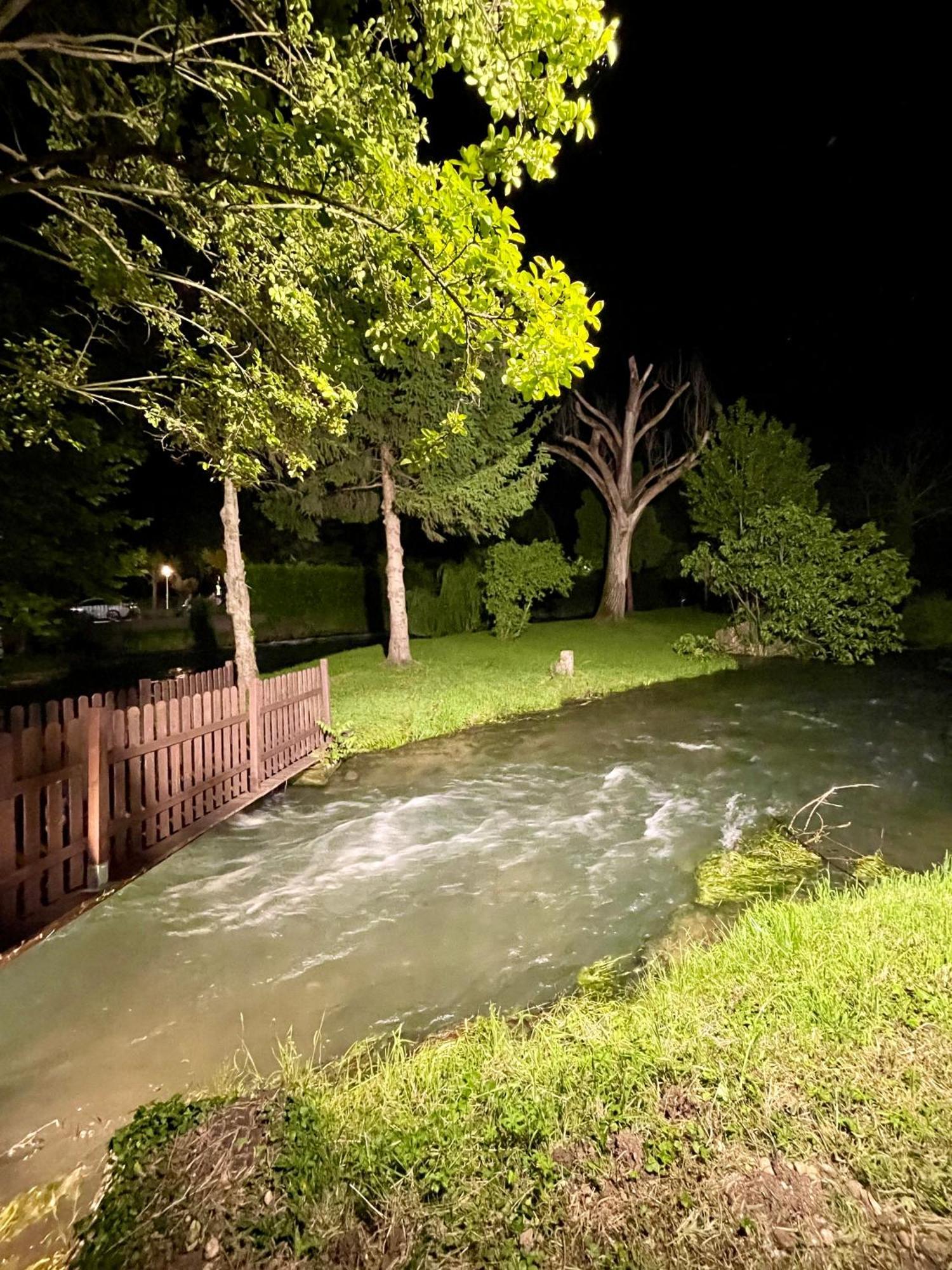 Villa Vitti'S - Verona Est Camping San Martino Buon Albergo Eksteriør billede