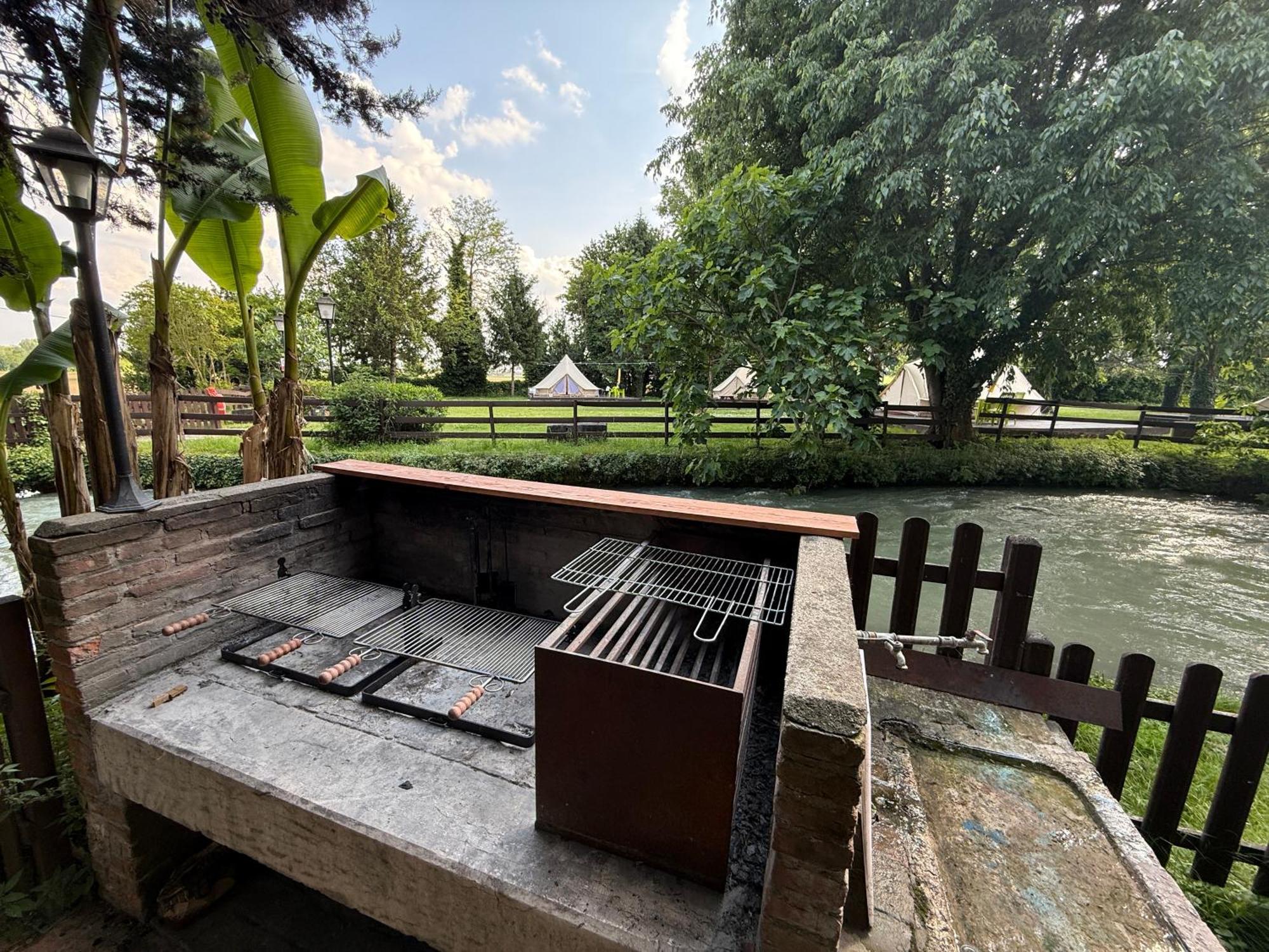 Villa Vitti'S - Verona Est Camping San Martino Buon Albergo Eksteriør billede